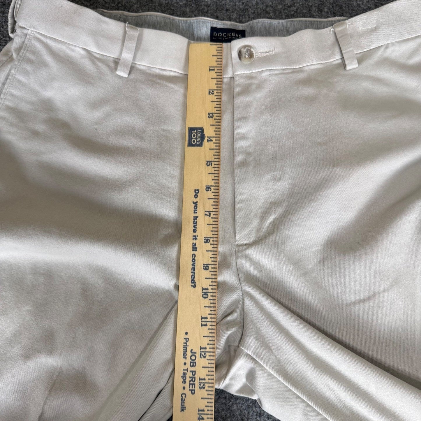 Dockers Relaxed Fit Chino Pants Mens 36x32 Beige Cotton Blend Stretch Khaki