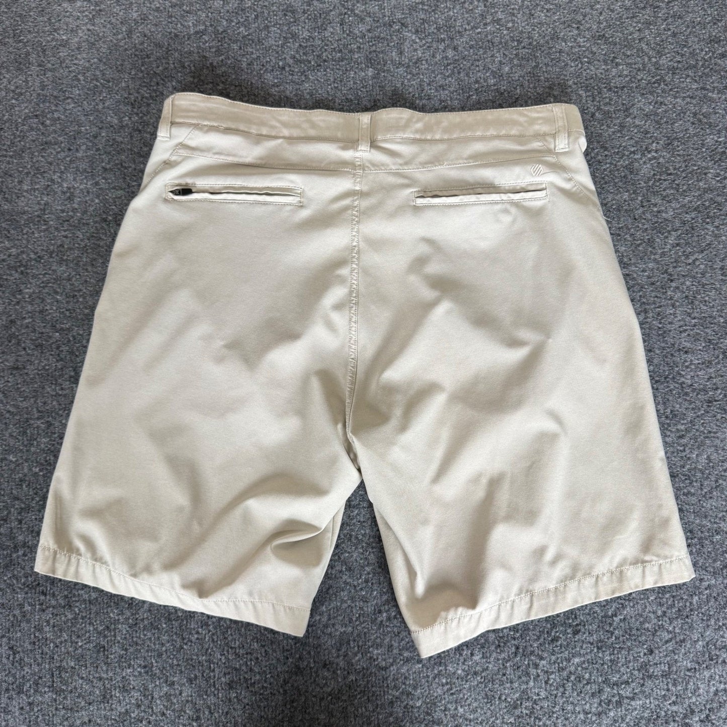 Johnston & Murphy XC4 Short Mens 34 Beige Performance Stretch Golf Casual Travel