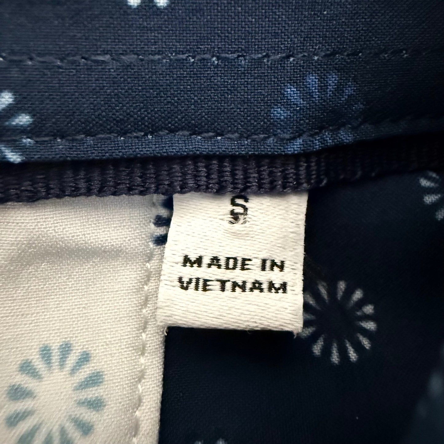 7Diamonds Mens Short Sleeve Button Up Shirt Small Navy Blue Geometric Stretch