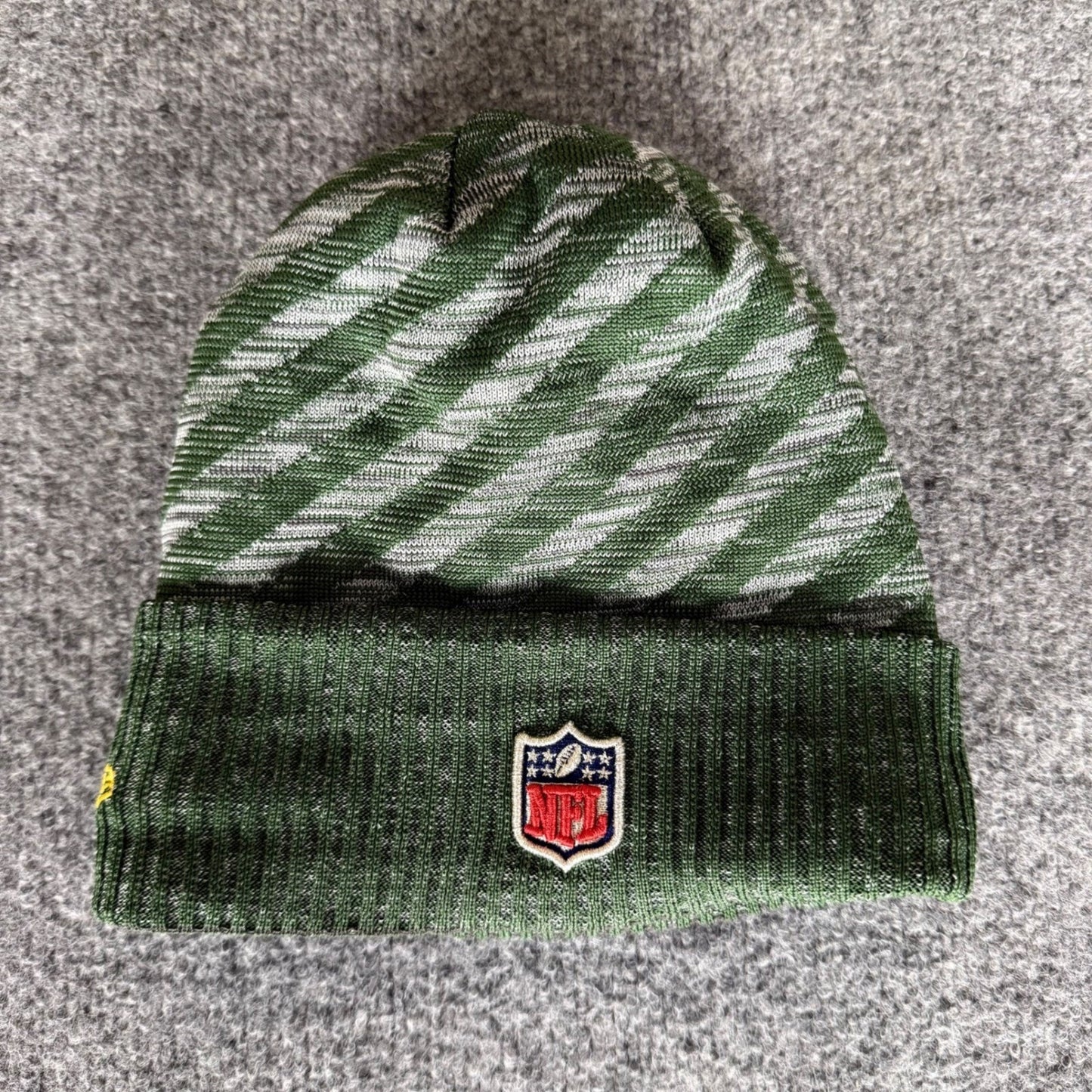 New Era Green Bay Packers NFL Knit Beanie Green Striped Fleece Lined Hat