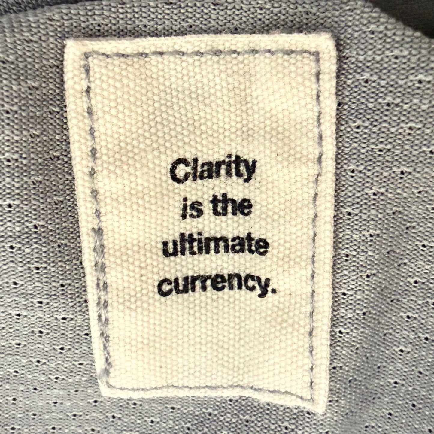 Vuori Zephyr Shirt Mens XL Gray Athletic Performance Training Workout Gym V191