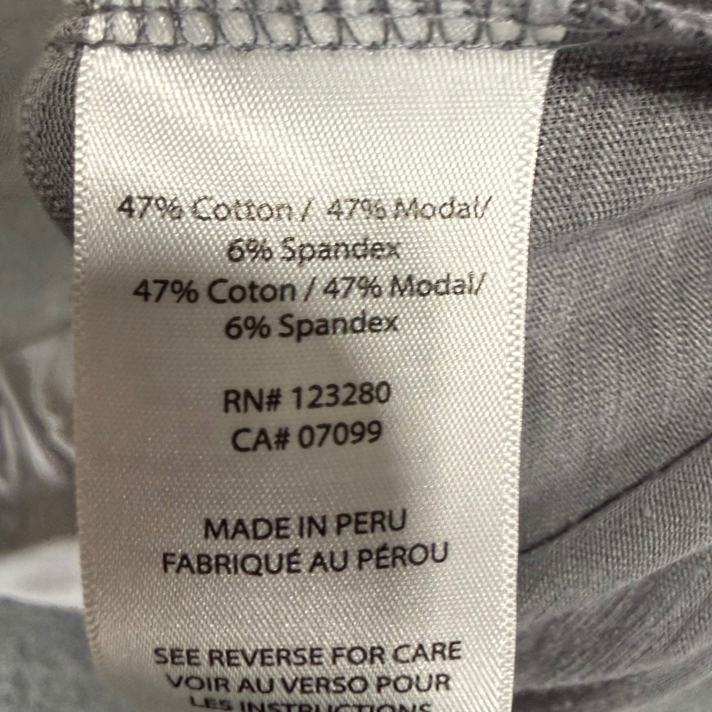 Travis Mathew T-Shirt Mens Large Gray V-Neck Casual Cotton Soft Everyday Comfort