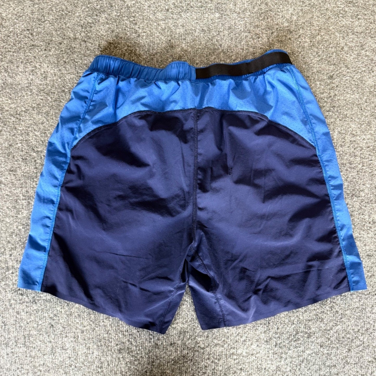 Rhone Equinox Shorts Mens Medium 30x6.5 Running Training Blue Athletic Gym