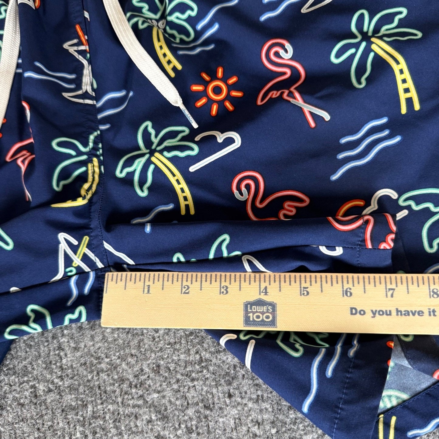 Chubbies Neon Lights Swim Shorts Mens Large Retro Pool Party Casual Beach Summer