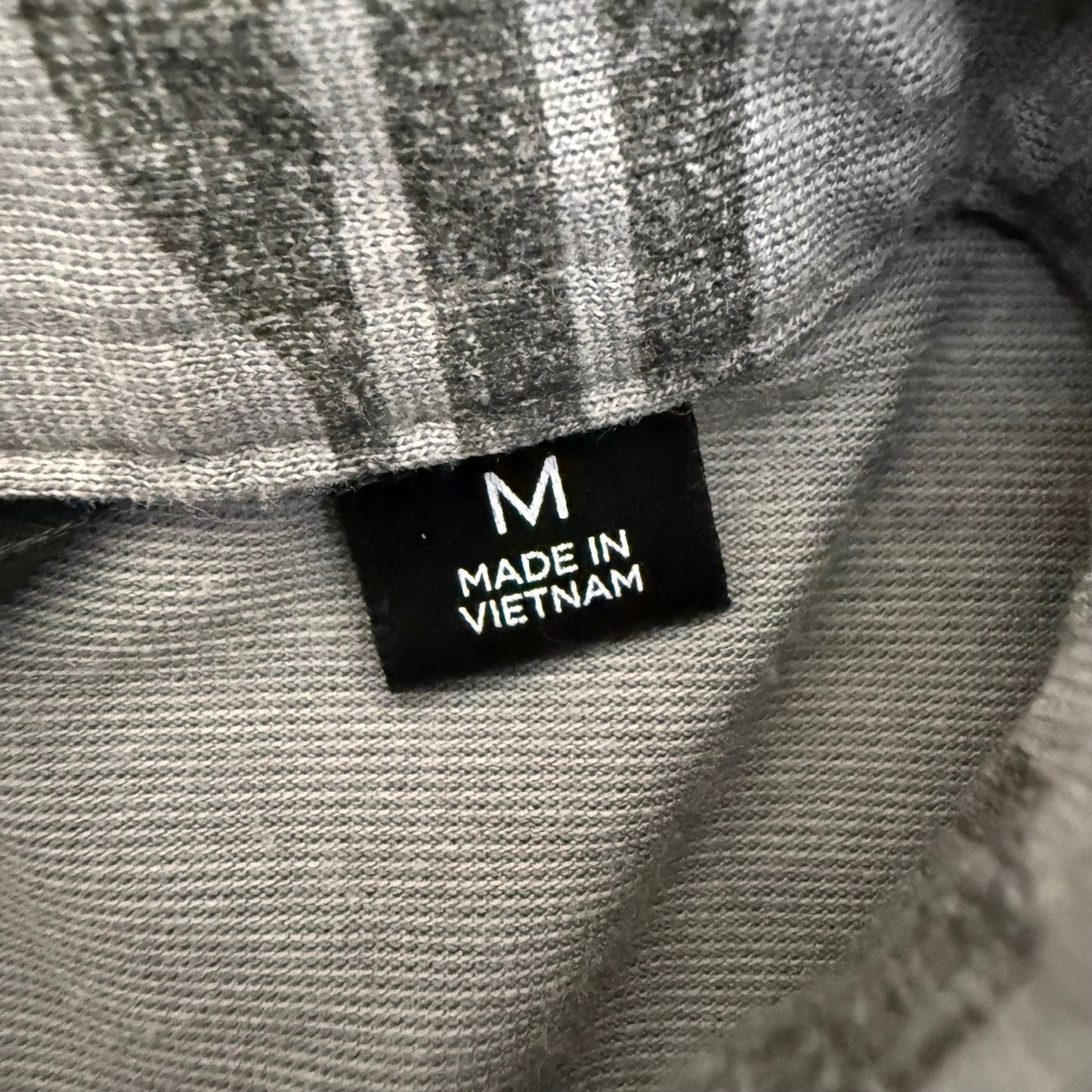 Travis Mathew Golf Polo Shirt Men Medium Gray Camo Palm Tree Short Sleeve Casual