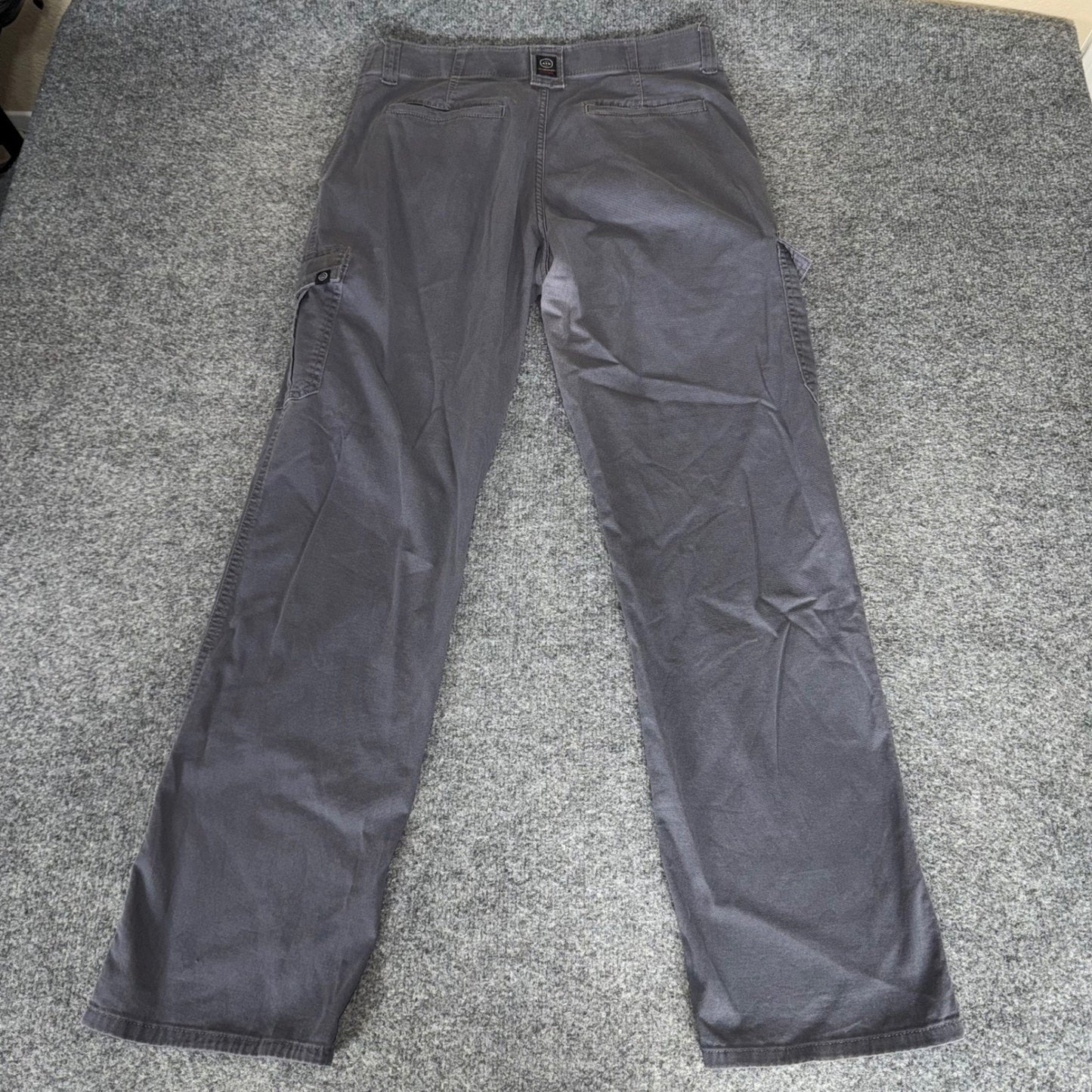 Wrangler ATG All Terrain Gear Mens Cargo Pants Gray 32x34 (33x32) Outdoor Hiking