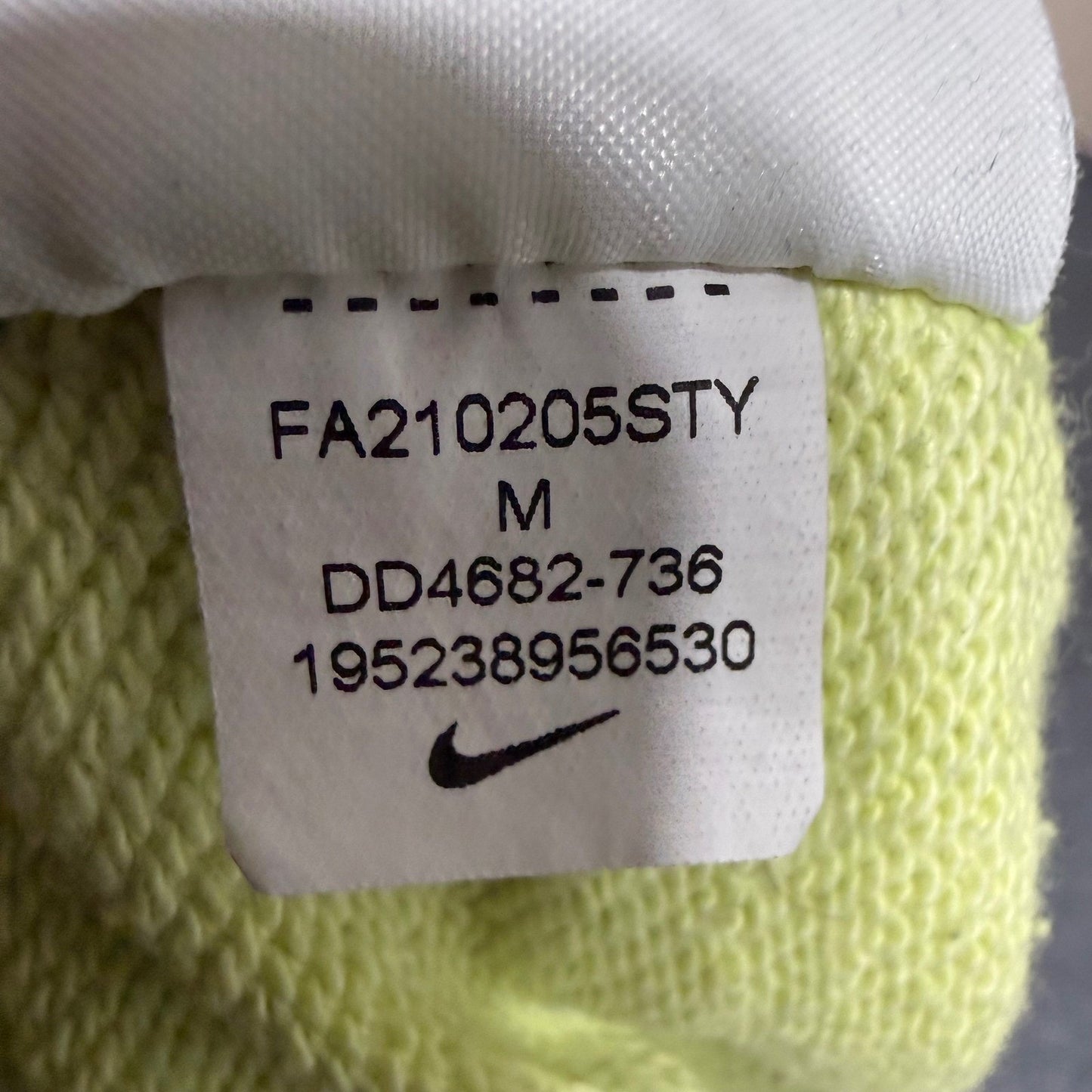 Nike Sportswear Essentials French Terry Shorts Mens Medium Lime Green Athletic