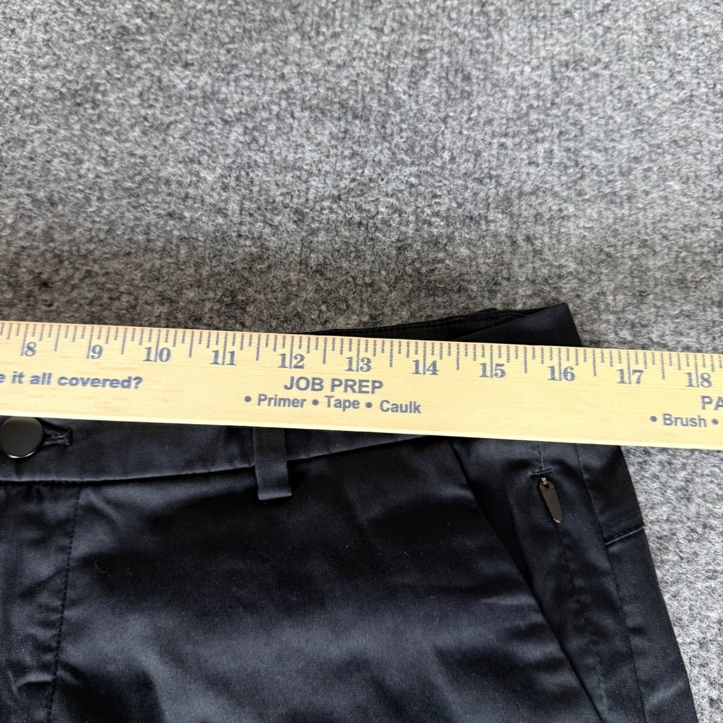 Lululemon Commission Mens Shorts Black Size 32 Chino Golf Casual Performance