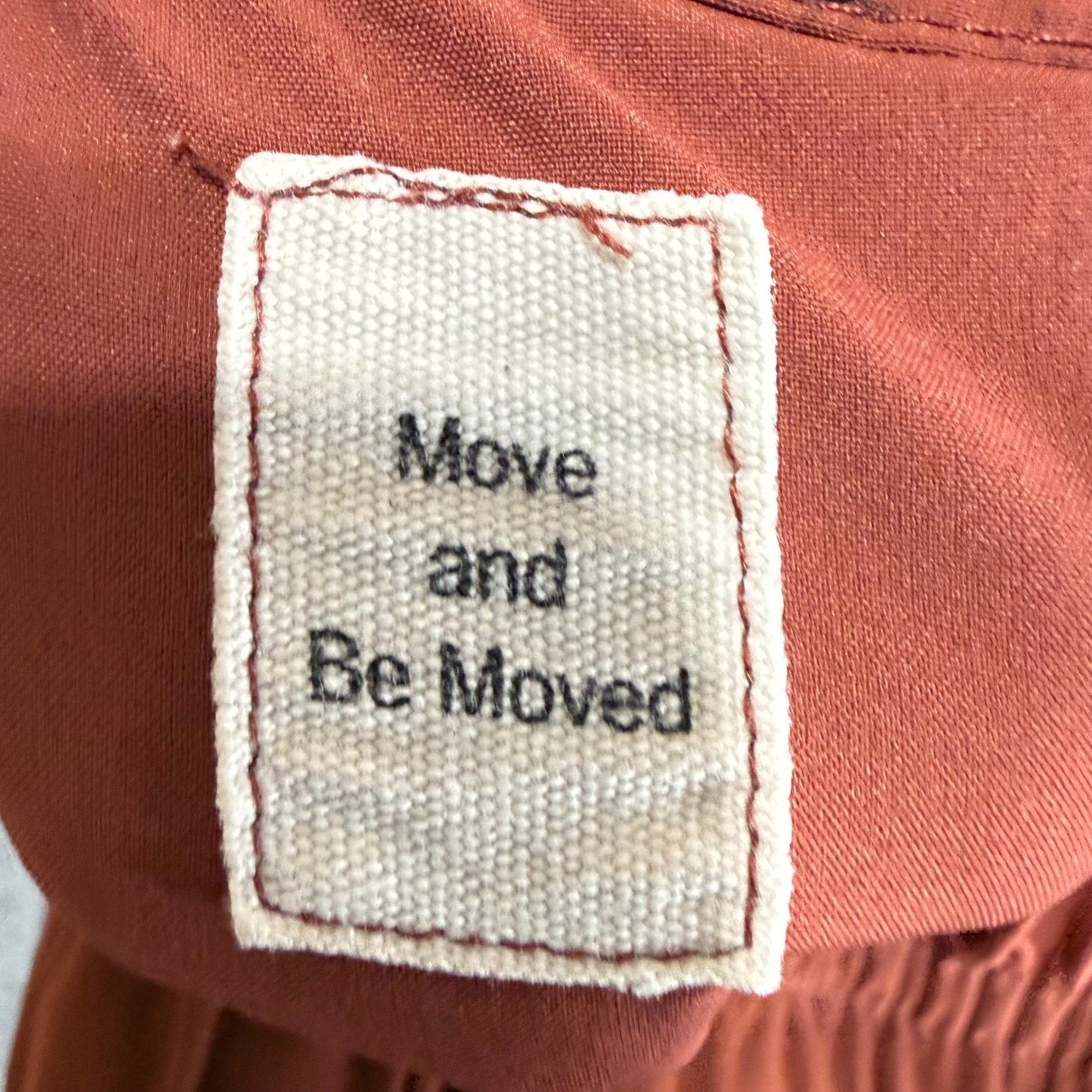 Vuori Kore Shorts Mens Size 30 Red Lined Athletic Gym Training Workout Running