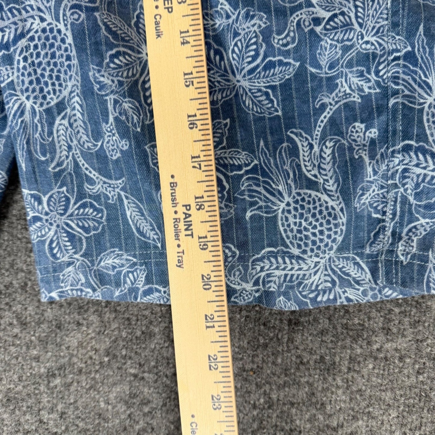 Tommy Bahama Shorts Blue Floral AOP Striped Mens 36 Linen Blend Flat Front Csual