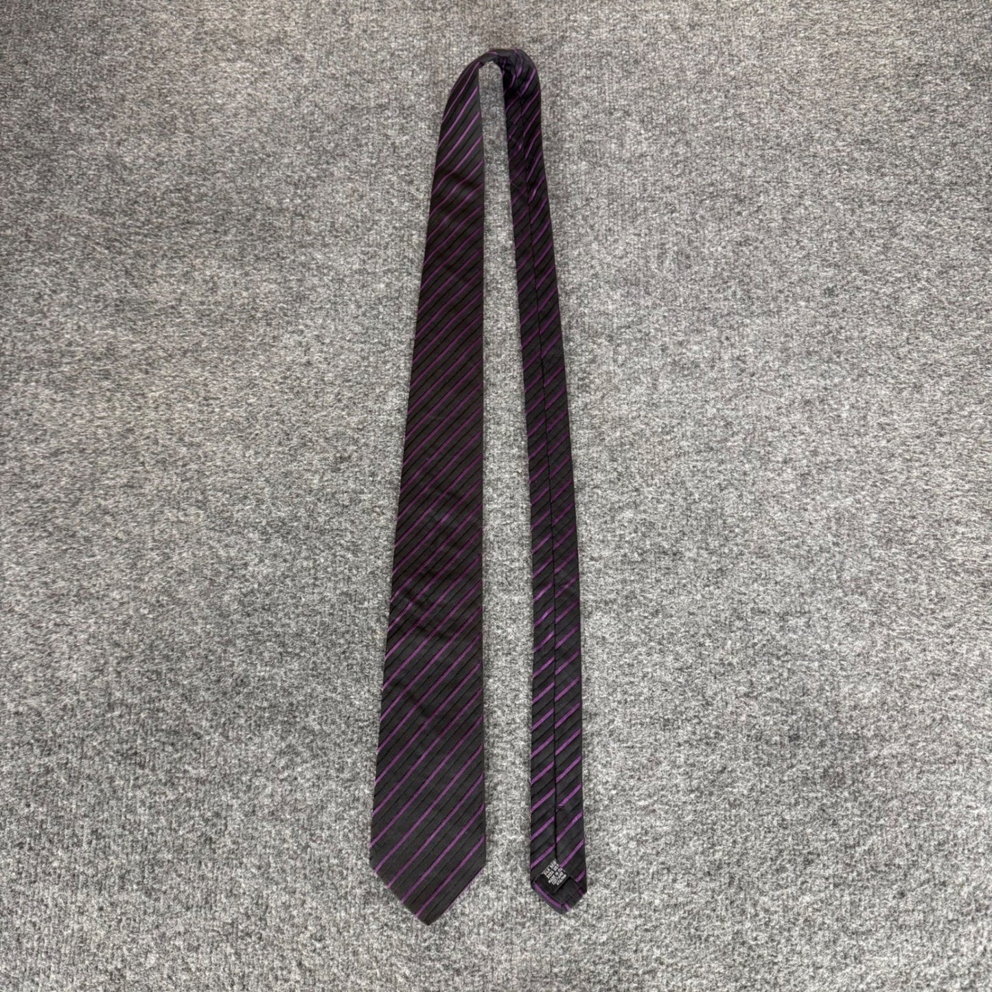 Hugo Boss Mens Silk Tie Black Purple Diagonal Striped Made in Italy Necktie
