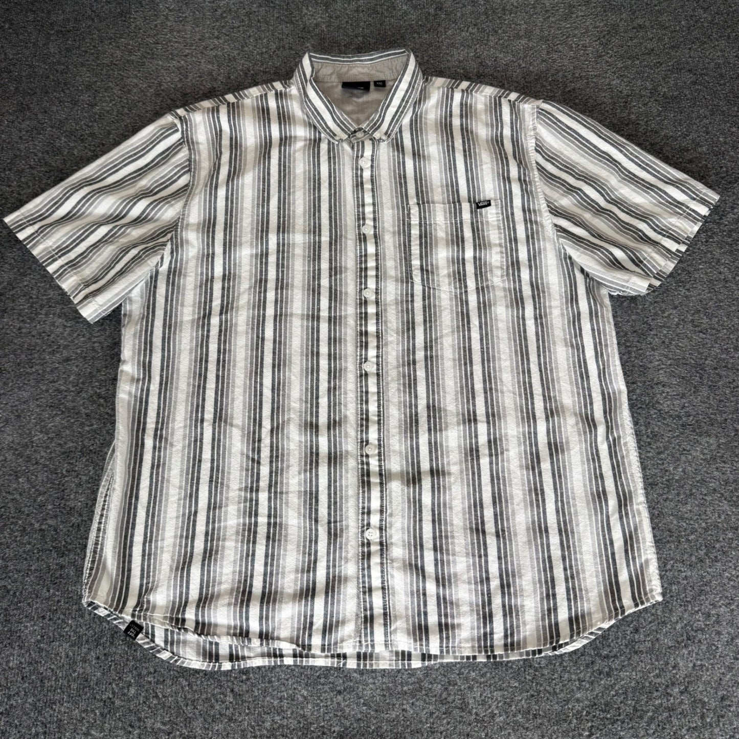 Vans Men XXL Gray Striped Short Sleeve Button Up Shirt Casual Skate Off The Wall