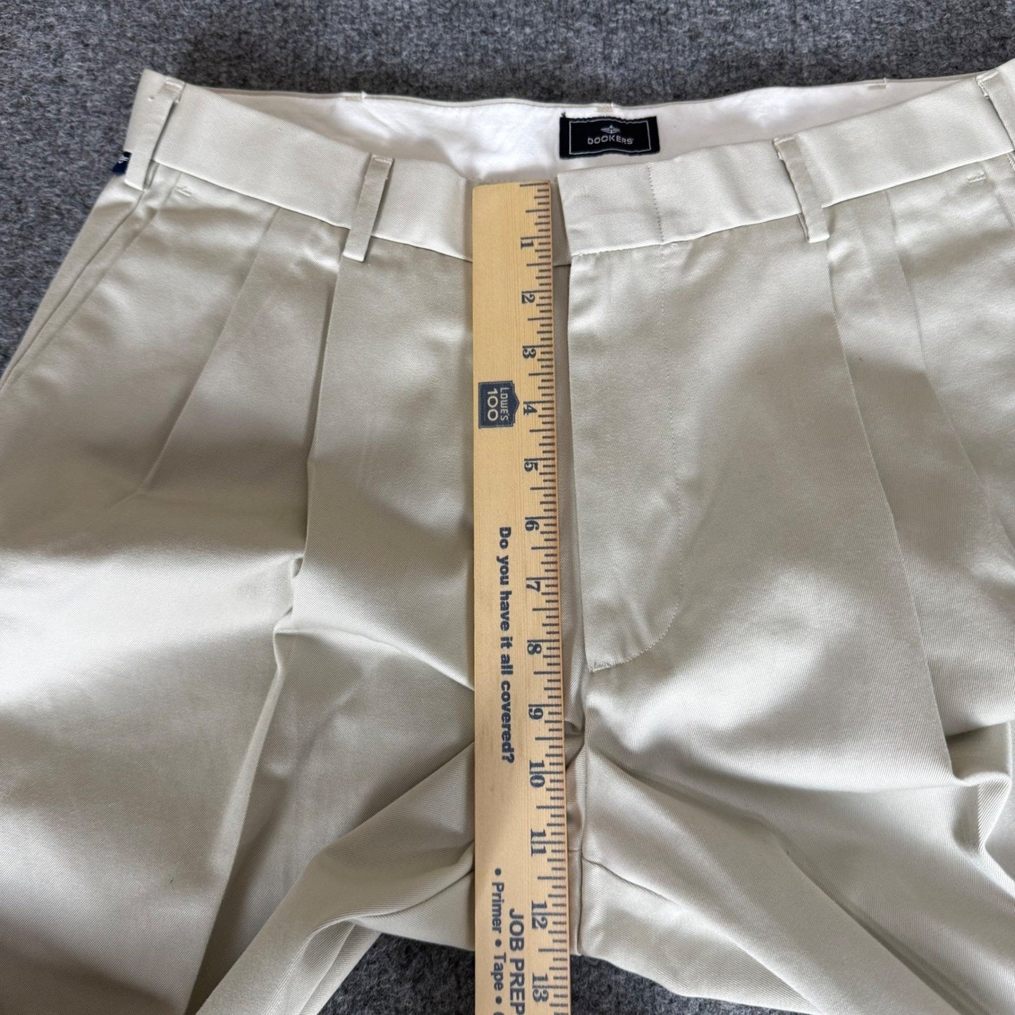 Dockers Mens Pleated Khaki Chino Pants Tan 100% Cotton 34x32 Business Casual