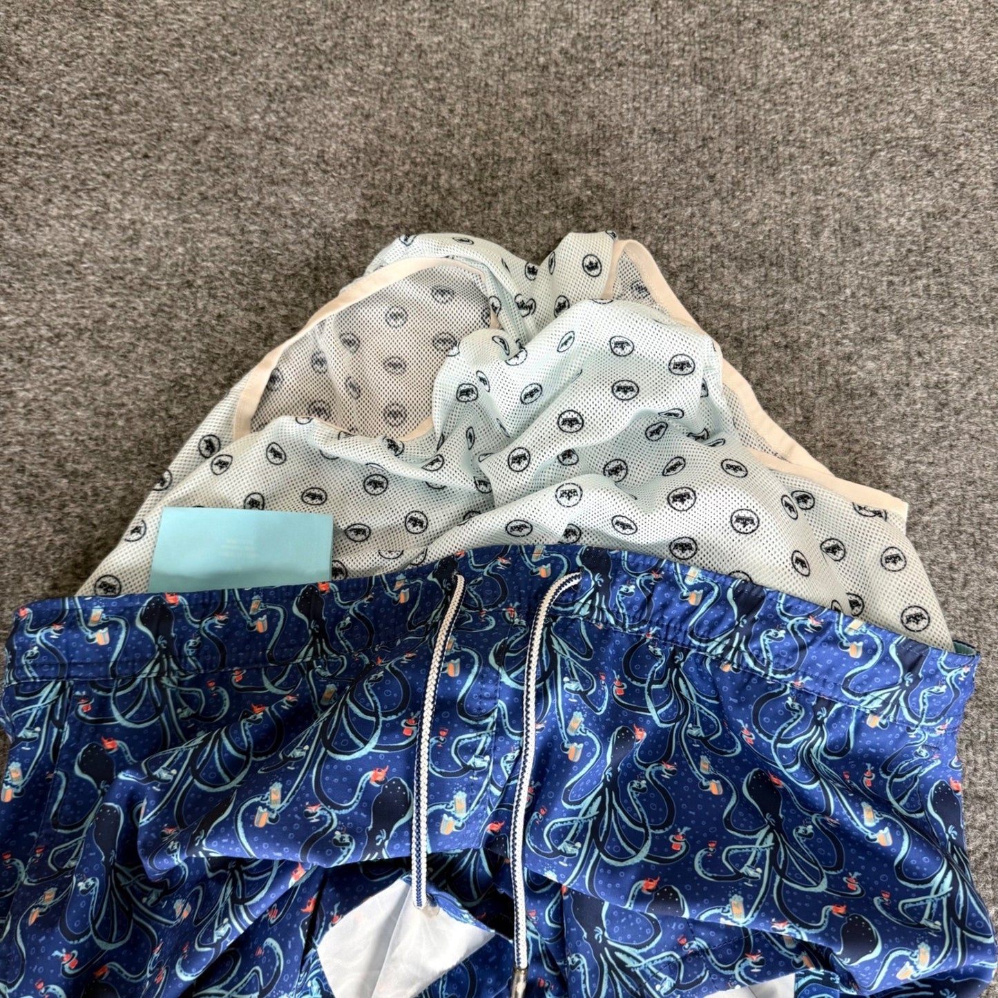 Peter Millar Mens Blue Octopus Cocktail Print Swim Trunks Large Size 40 Beach