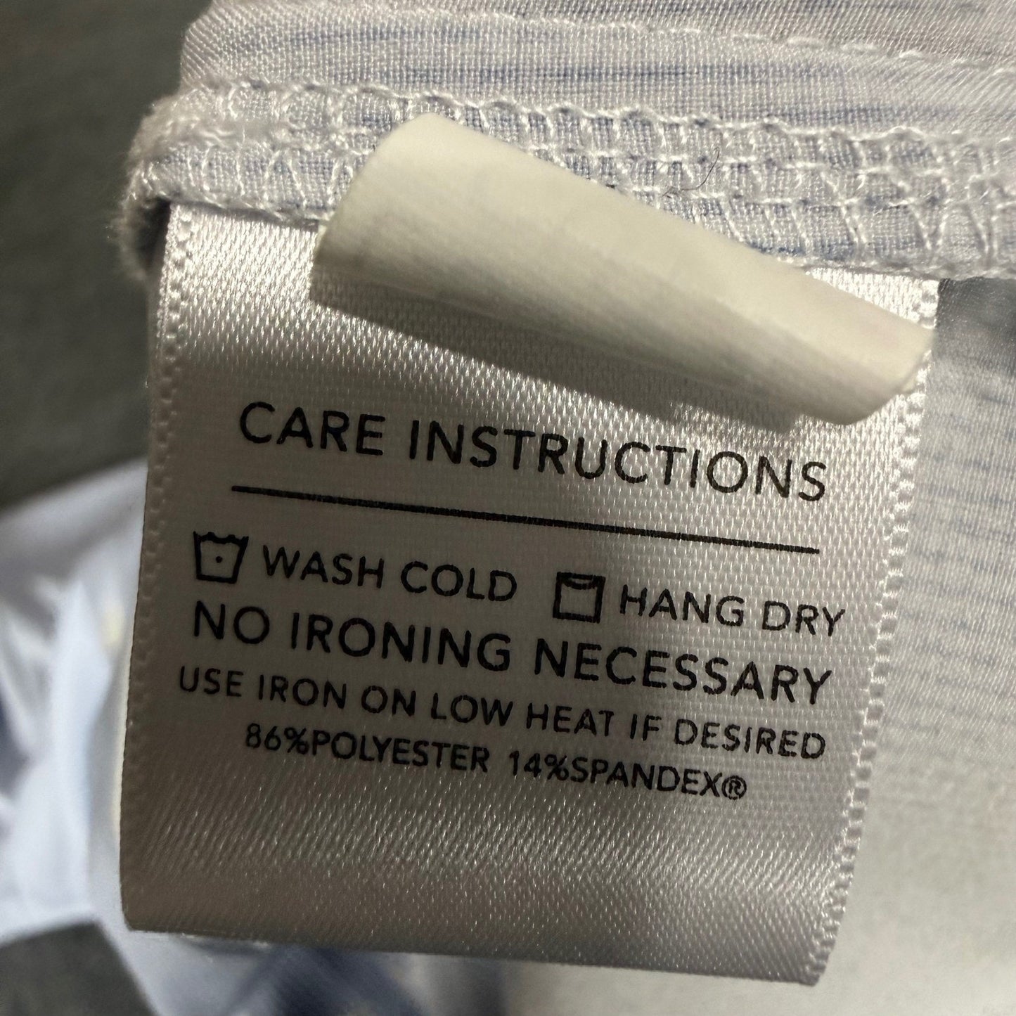 Mizzen+Main Mens Medium Trim Fit Short Sleeve Button Down Shirt Blue Performance