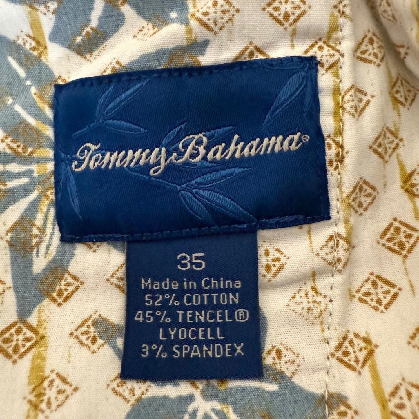 Tommy Bahama Shorts Mens 35 Green Flat Front Chino Casual Summer Vacation Golf