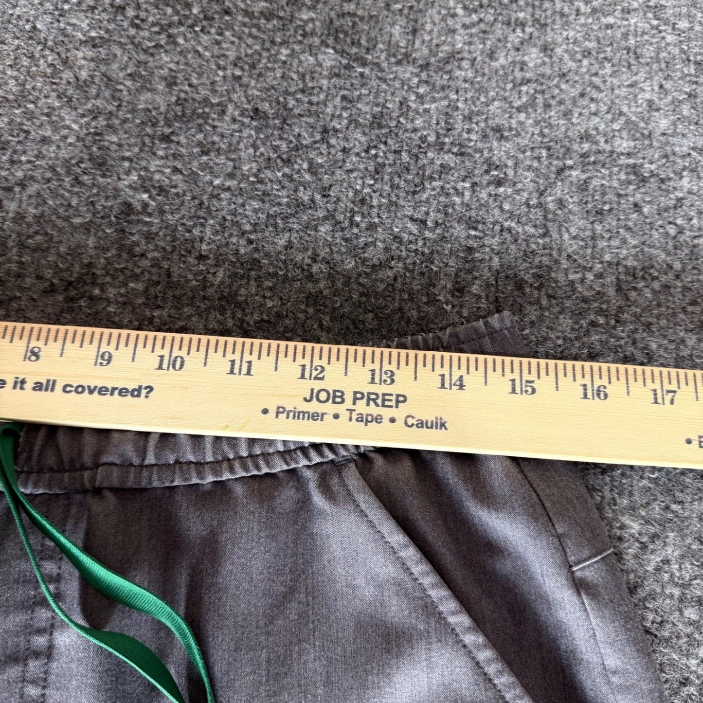 FIGS Tansen Jogger Scrub Pants Mens M 30x30 Graphite Gray Uniform Medical Doctor