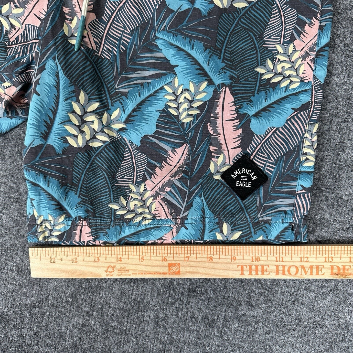 American Eagle Board Shorts Mens Large 36x10 Swim Trunks Floral Drawstring Adult