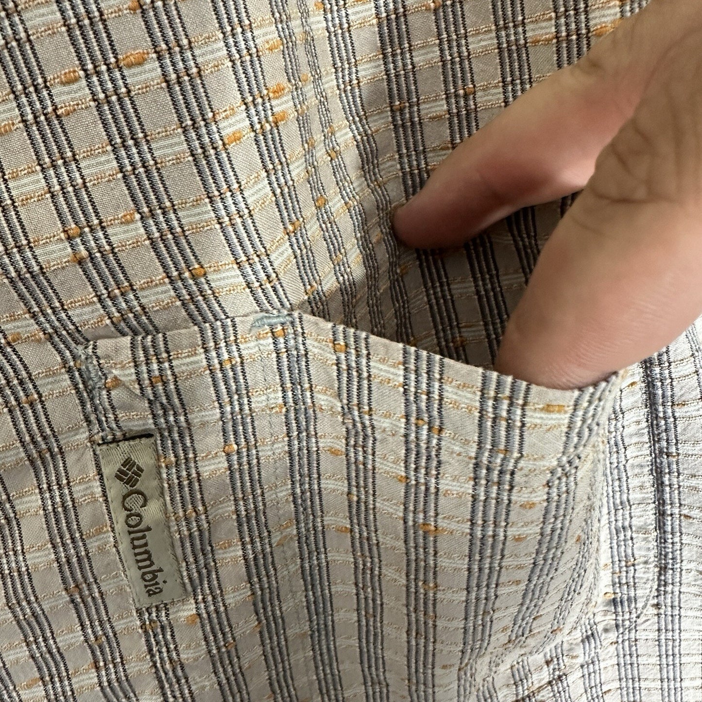 Columbia Shirt Mens Large Tan Plaid Short Sleeve Button Up Pocket Seersucker