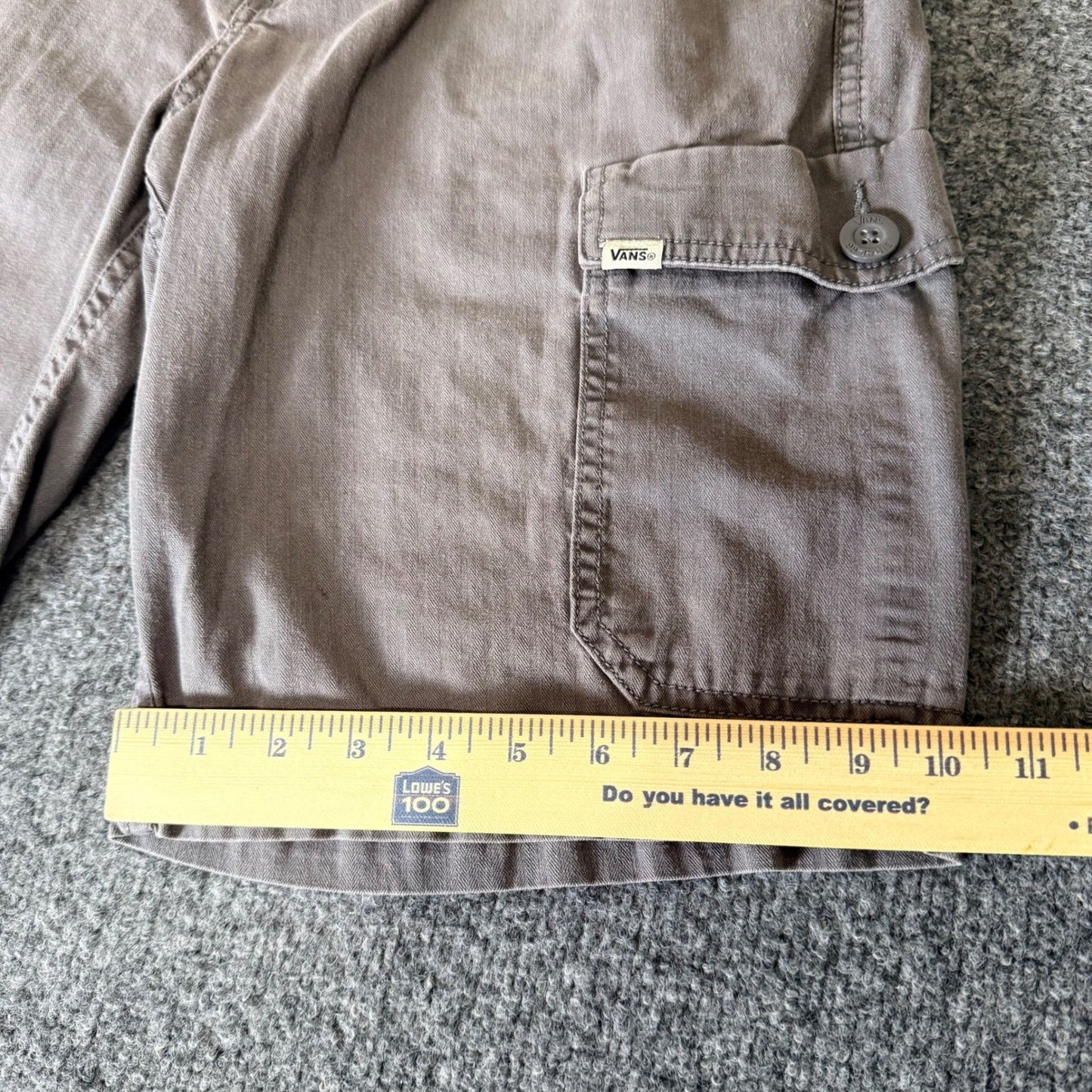 Vans Cargo Shorts Mens Size 30 Gray Casual Skate Streetwear Utility Y2K Grunge
