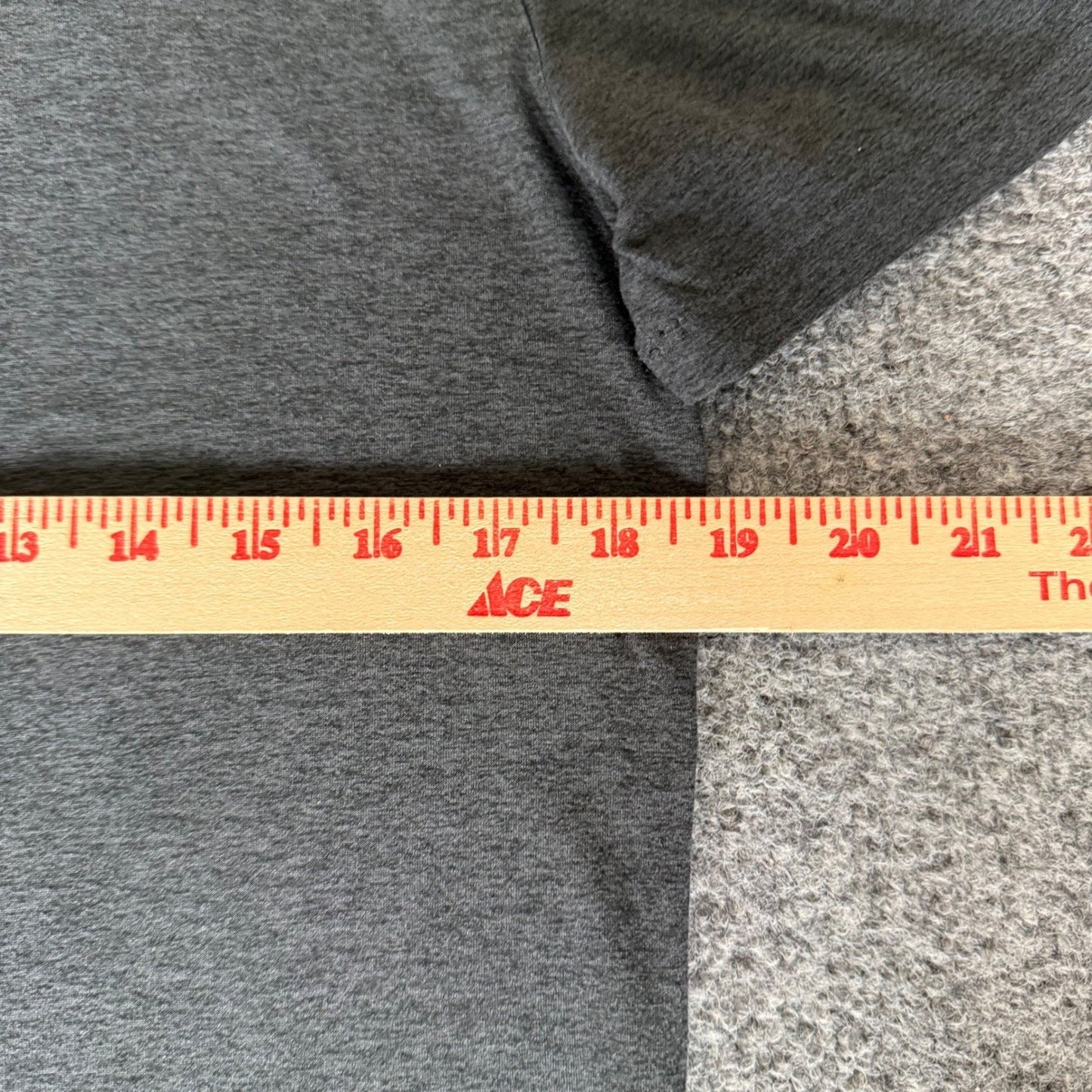 Vuori Polo Shirt Mens Small Gray Short Sleeve Athletic Golf Casual Stretch Top