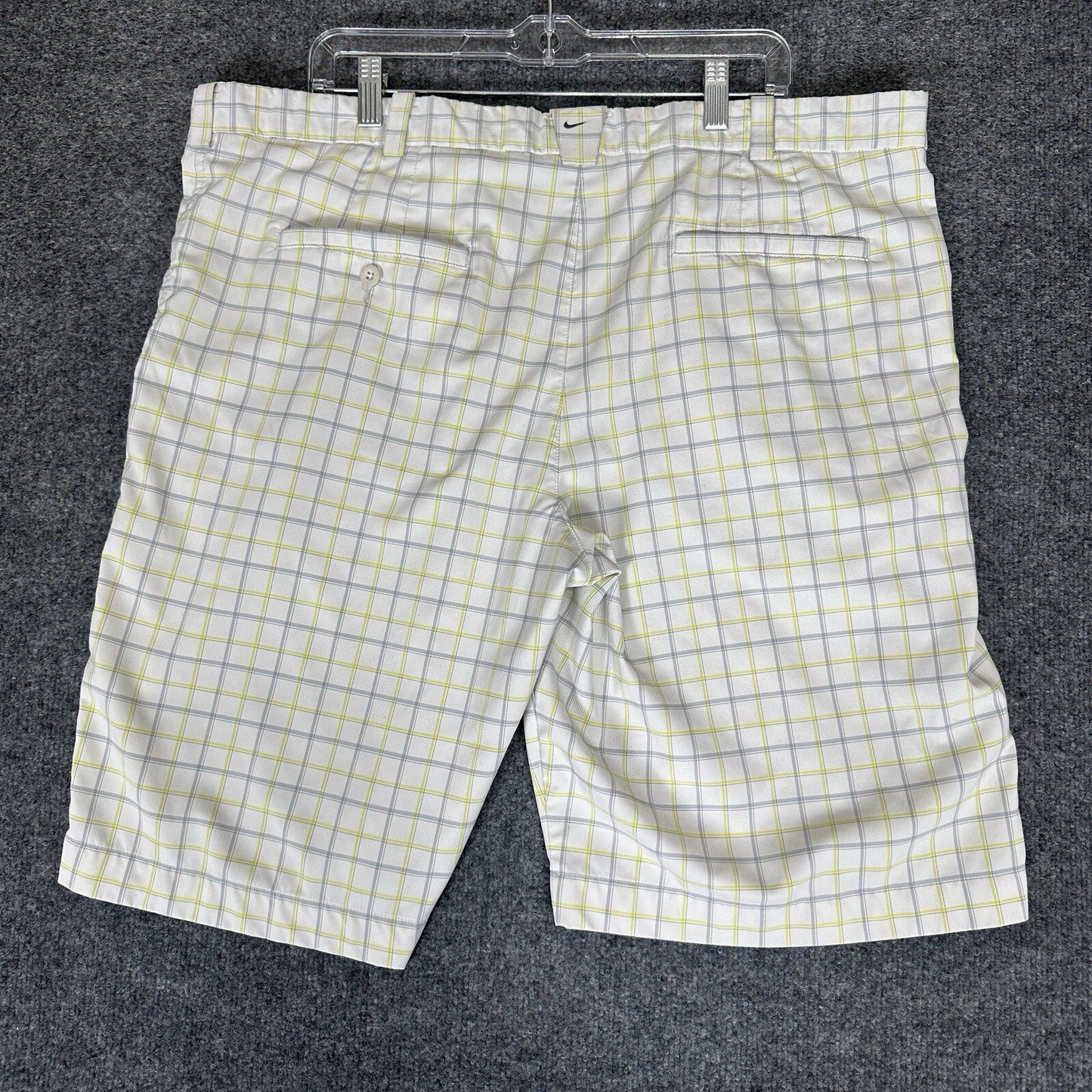 Nike Golf Shorts Men 40 (42) White Yellow Plaid Flat Front 11.5" High Rise Adult