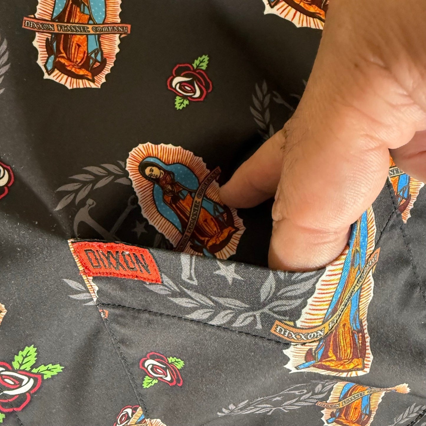 DIXXON Flannel Co The Mary Shirt Mens 4XL Short Sleeve Button Up AOP Moto Casual