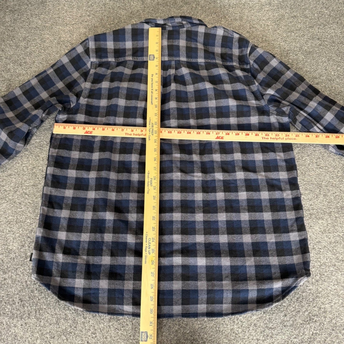 Vans Mens XL Blue Plaid Flannel Long Sleeve Button Up Shirt Skate Casual Cotton
