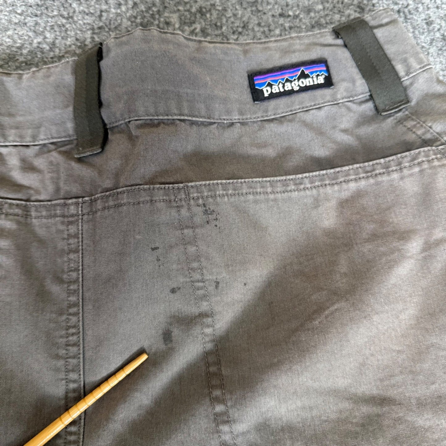 Patagonia Mens Venga Rock Pant Grey Organic Cotton Climbing Hiking 31x32 Outdoor