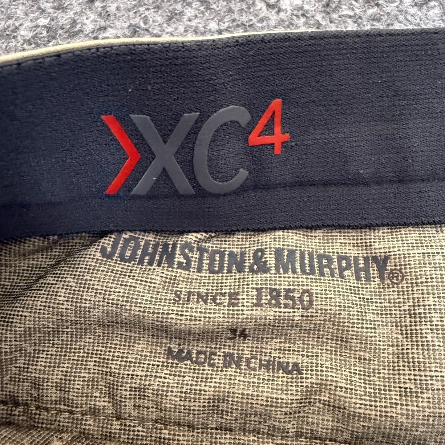 Johnston & Murphy XC4 Shorts Mens 34 Tan Performance Stretch Golf Casual Travel
