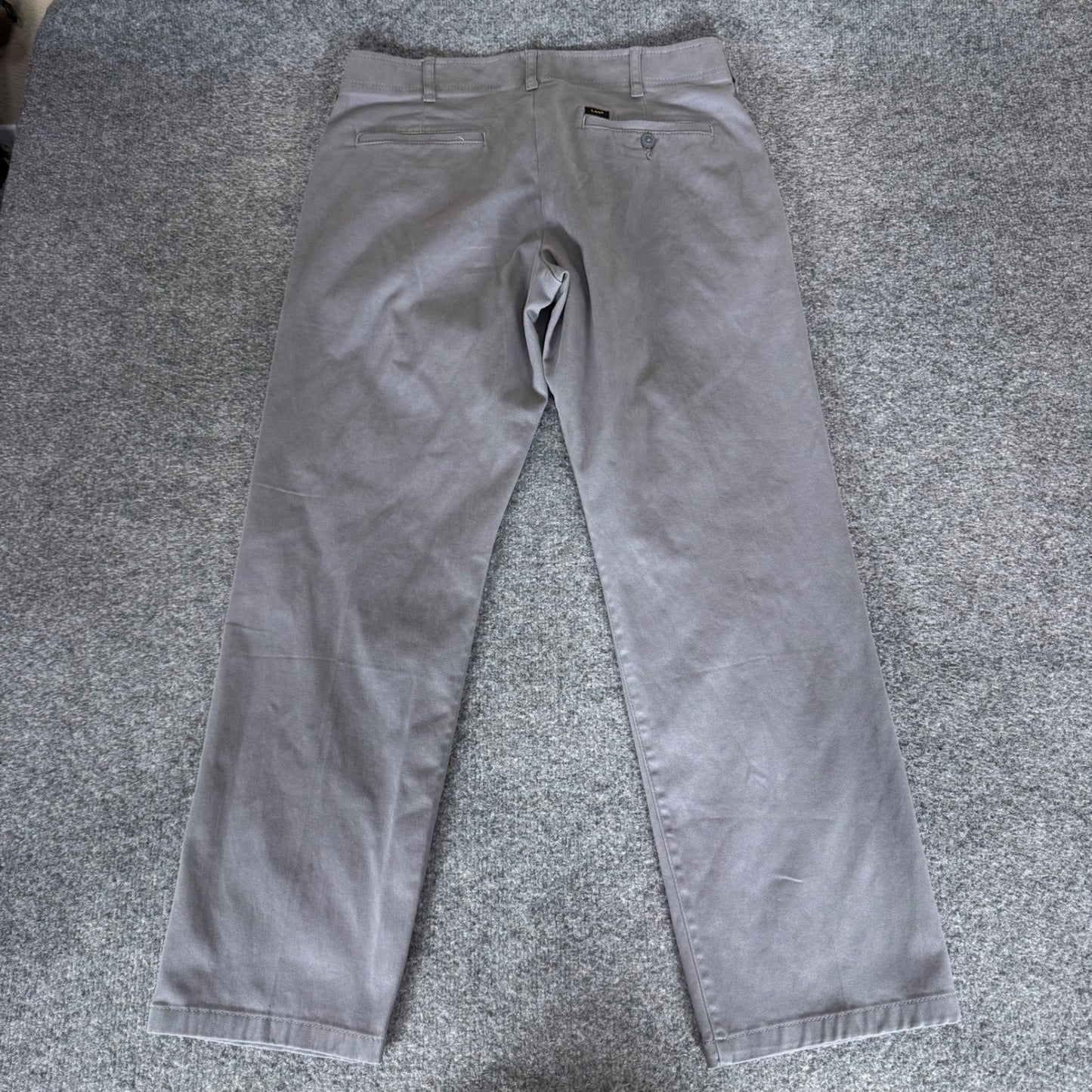 Lee Extreme Motion MVP Mens Gray Regular Straight Leg Chino Pants 34x30 Casual