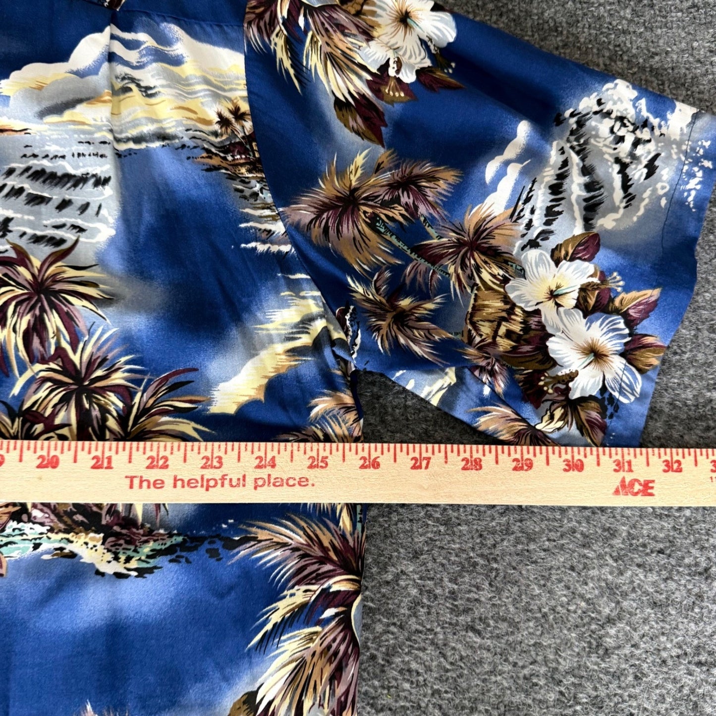 Hilo Hattie Mens XL Blue Hawaiian Shirt Rayon Tropical Ukulele Aloha Button Up