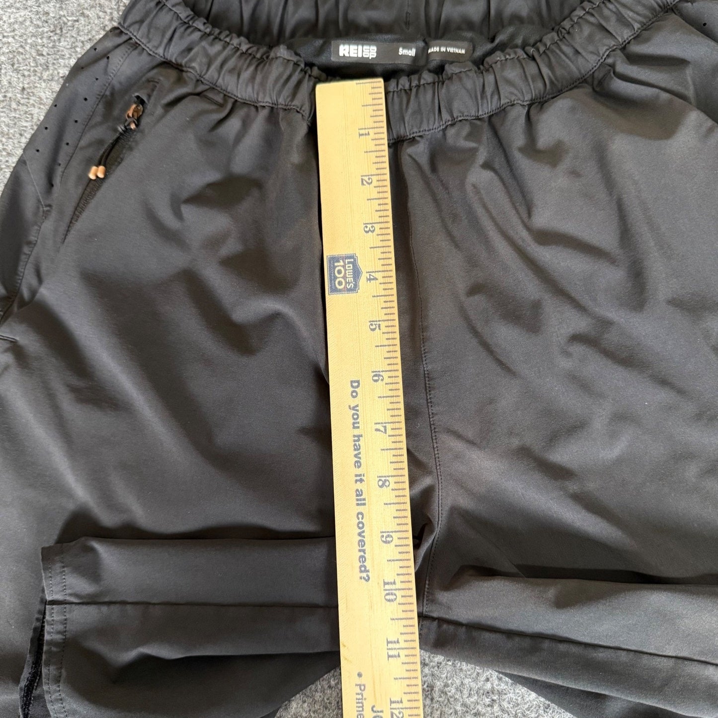 REI Co-op Running Shorts Mens Small Black Lined Lightweight Zip Pockets Athletic