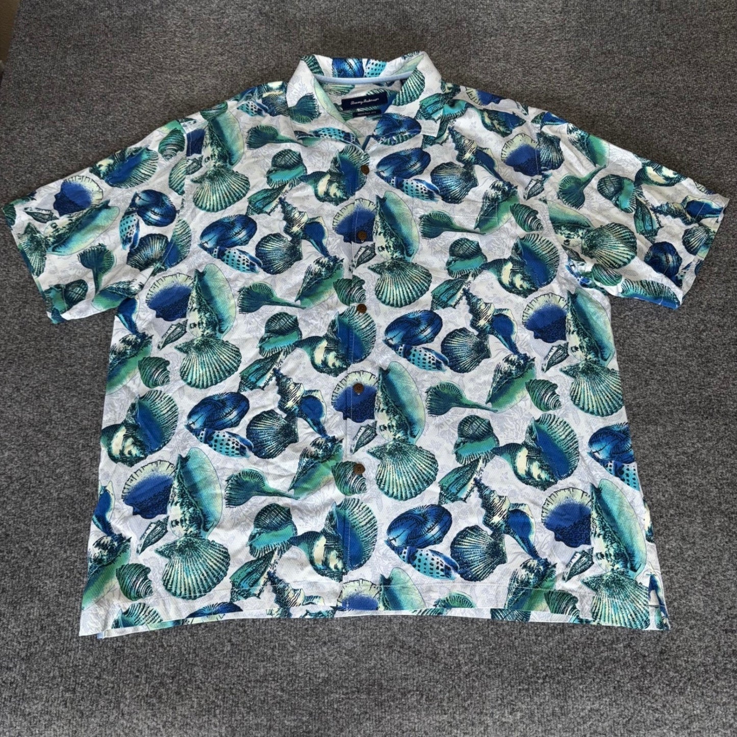 Tommy Bahama Hawaiian Silk Shirt Mens 2XL Button Up Seashell Aloha Short Sleeve