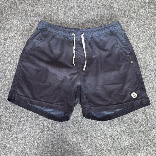 Vuori Athletic Shorts Mens Size 30 Gray Unlined Stretch Gym Workout Performance