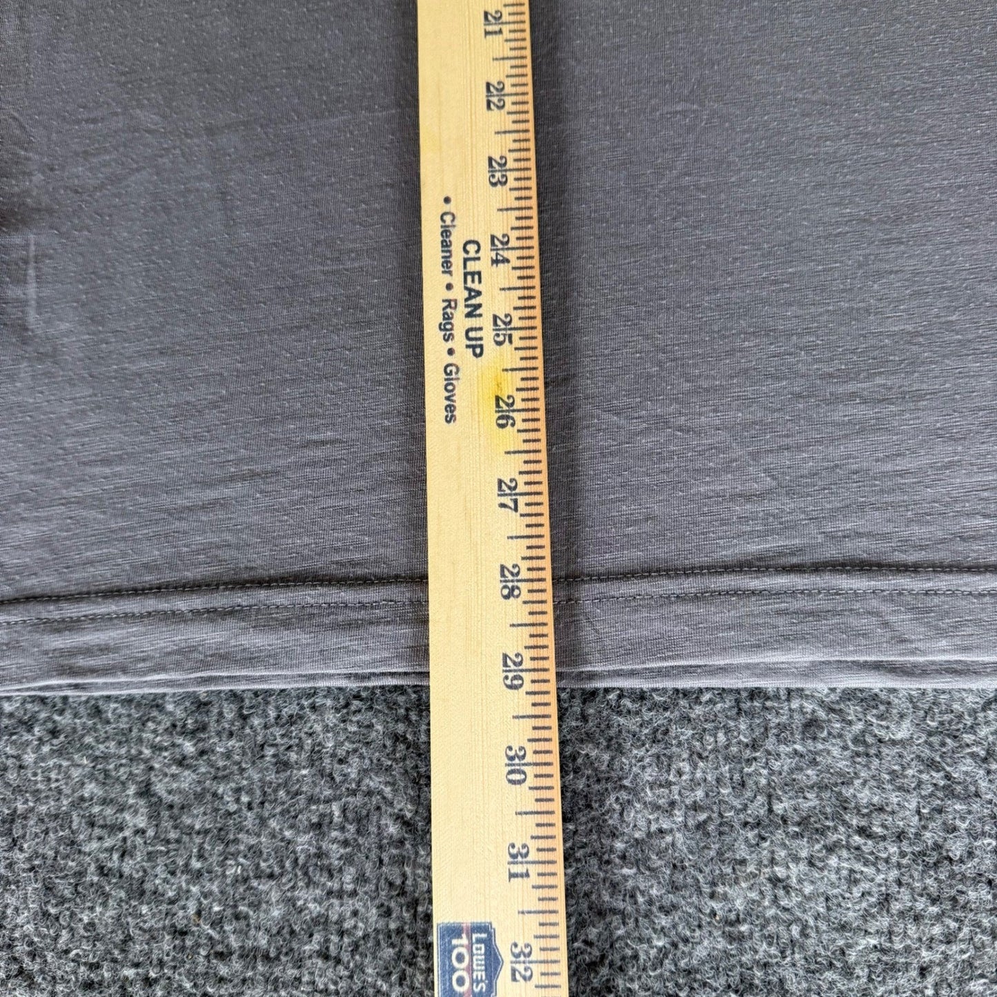 Travis Mathew T-Shirt Mens Large Gray V-Neck Casual Cotton Soft Everyday Comfort