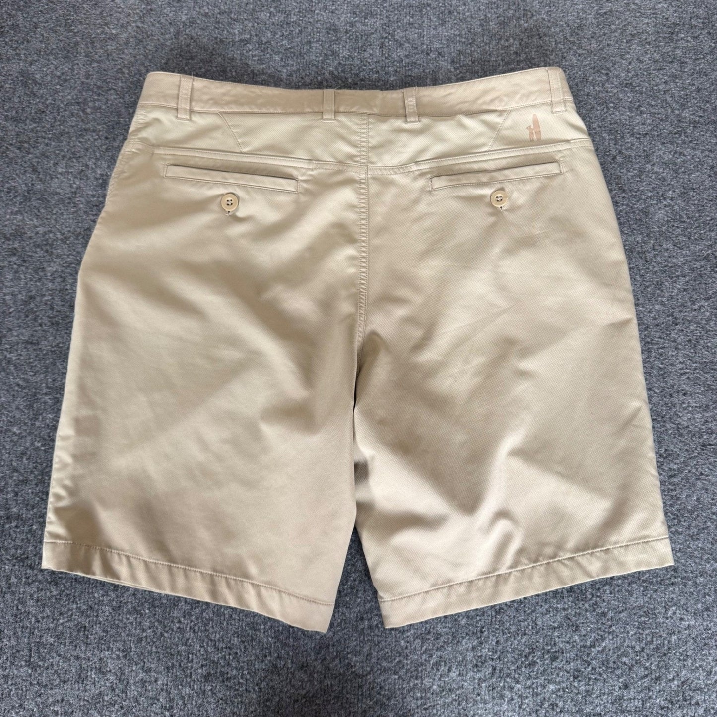 johnnie-O Shorts Mens 36 (37) Beige Golf Casual Stretch Lightweight Performance