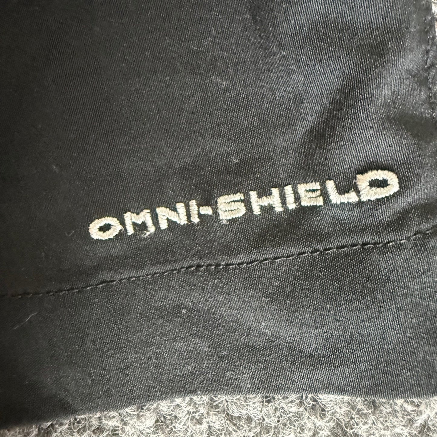 Columbia PFG Mens Black Omni Shield Fishing Shorts 34 Outdoor Stretch Cargo
