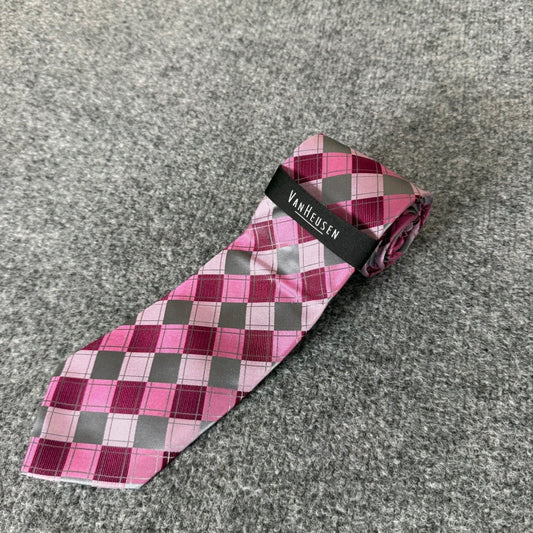 Van Heusen Mens Pink Grey Argyle Plaid Silk Necktie Stain Resistant Handmade