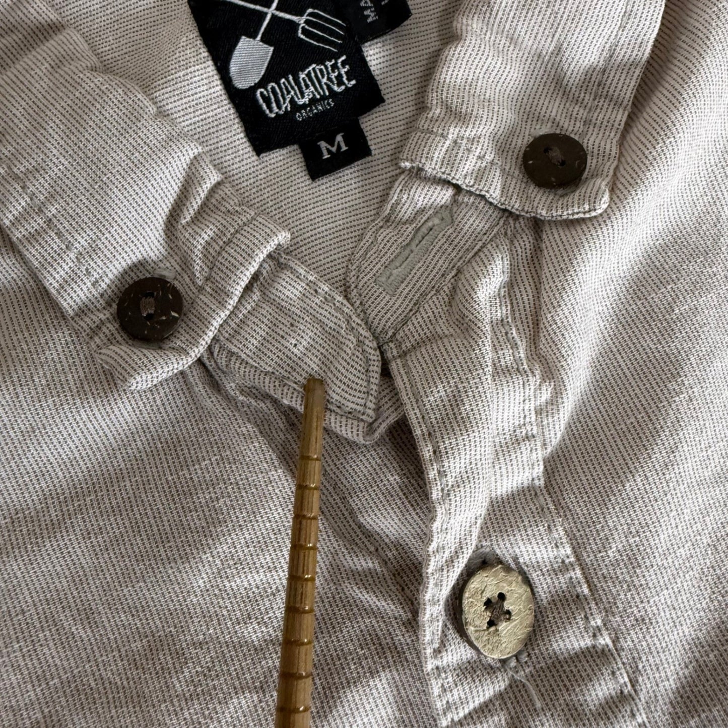 Coalatree Organics Shirt Mens M Beige Short Sleeve Button Up Made in USA Outdoor