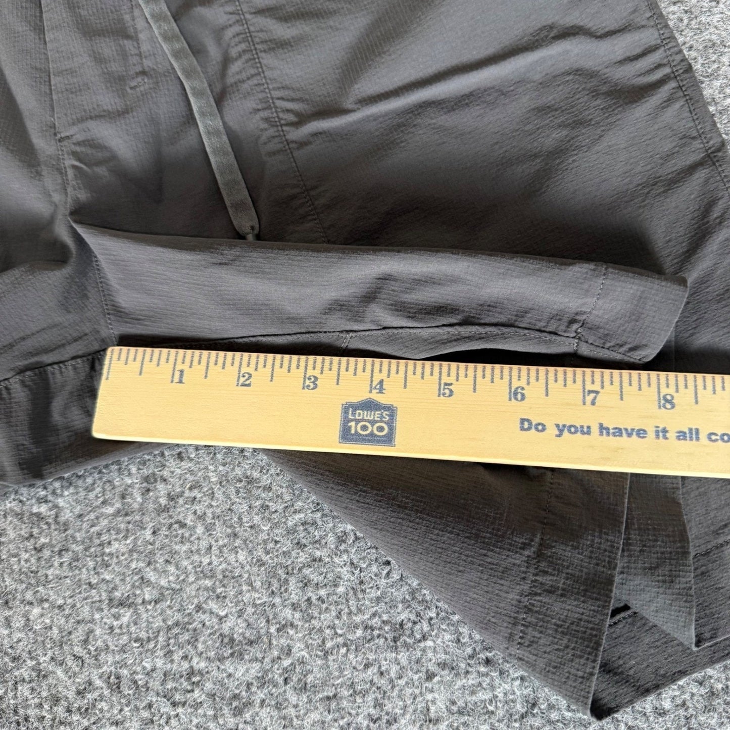 Lululemon Bowline Shorts Mens Medium 30x8 Gray Athleisure Training Gym Comfort