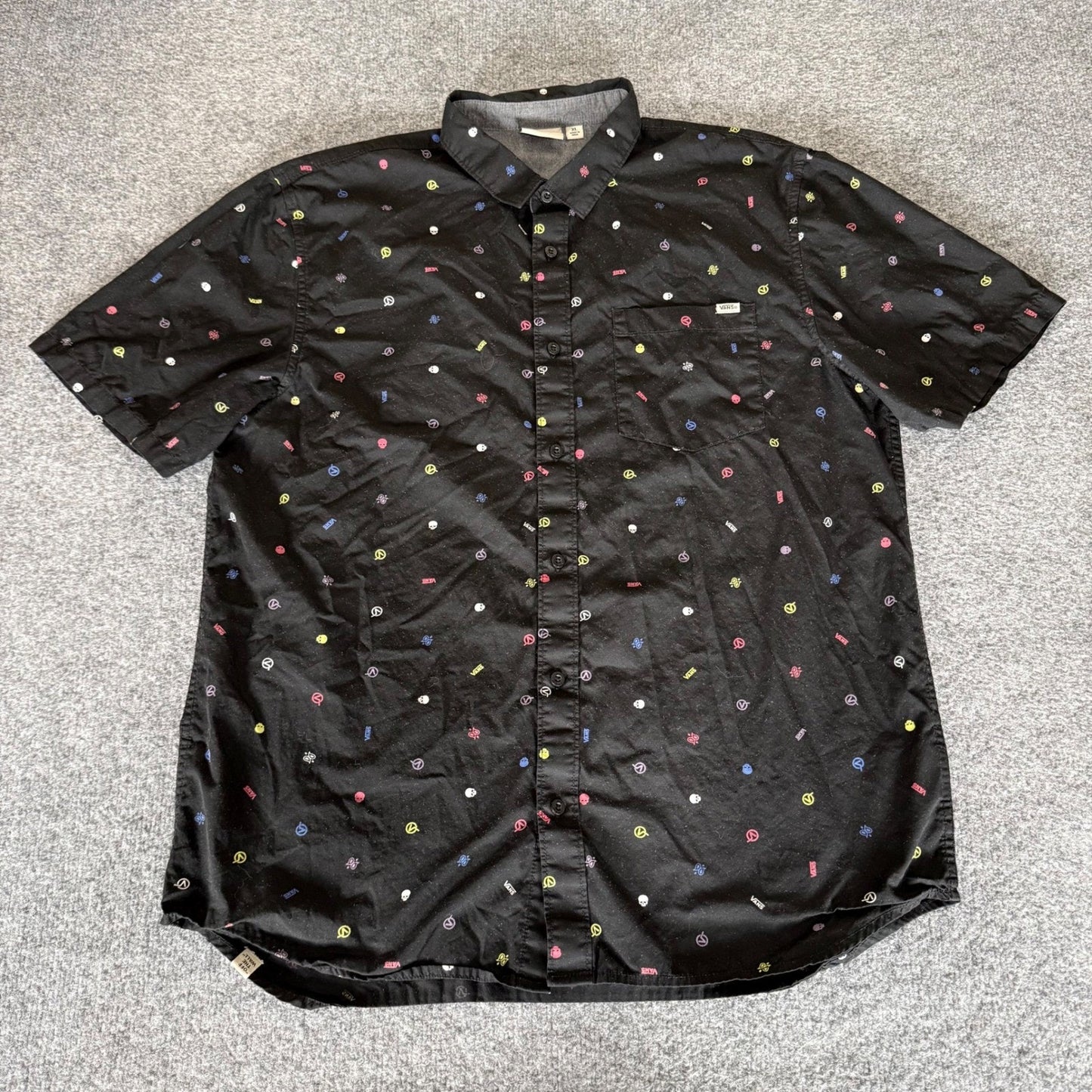 Vans Shirt Mens XL Short Sleeve Button Up Black AOP Skate Casual Streetwear
