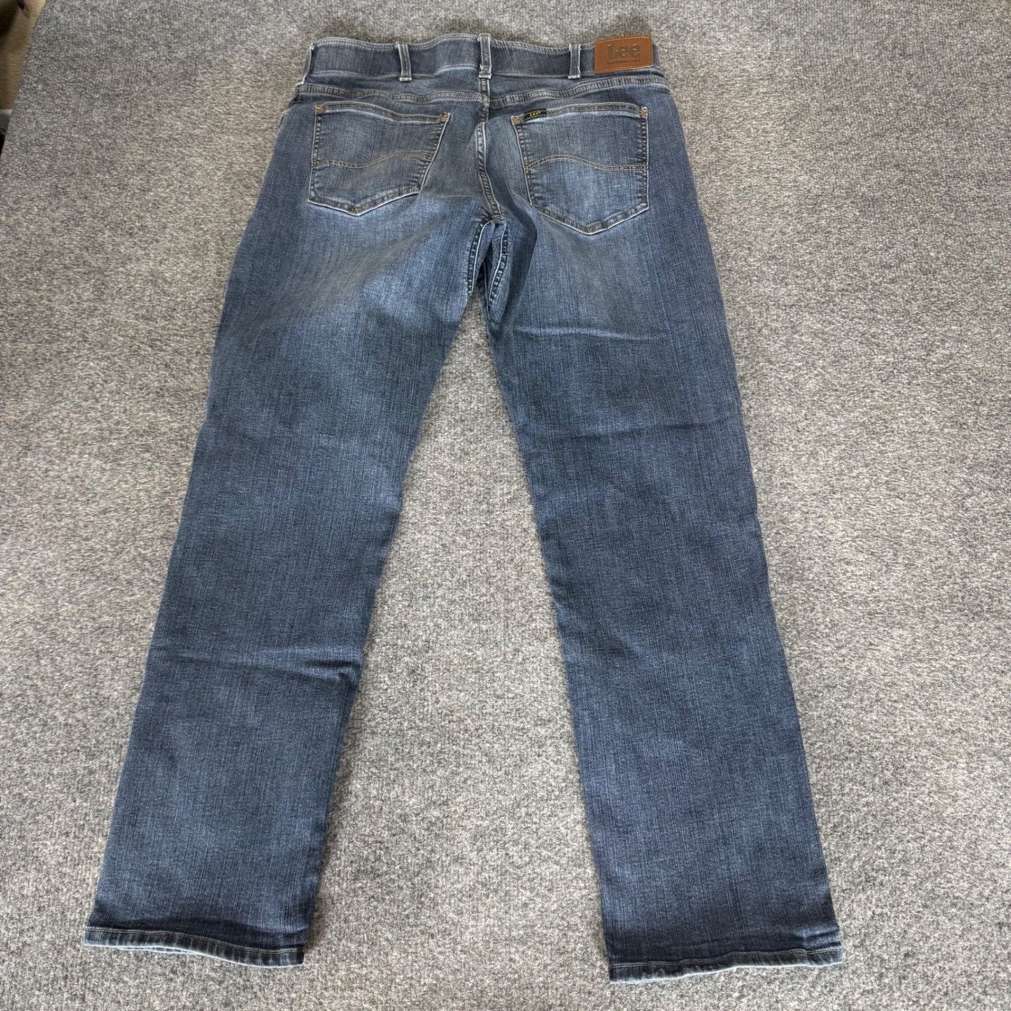 Lee Extreme Motion Straight Tapered 34x30 Jeans Dark Wash Stretch Denim Comfort