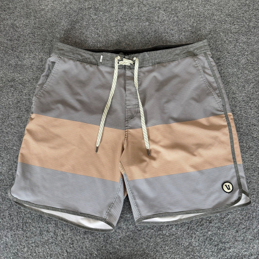 Vuori Board Short Mens 36 Striped Casual Swim Surf Everyday Comfort Soft Stretch