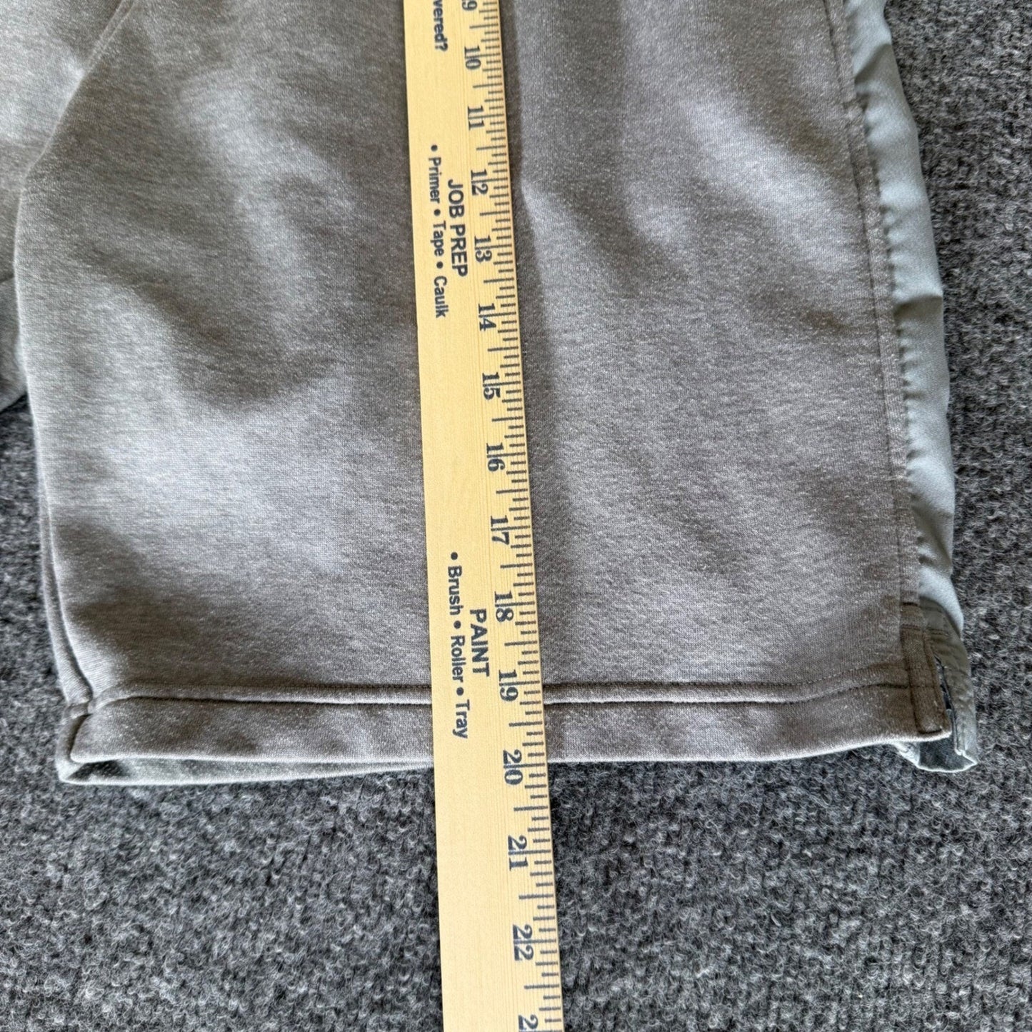 Under Armour Athletic Shorts Lounge Fleece Gym Activewear Gray Mens Large 32x9