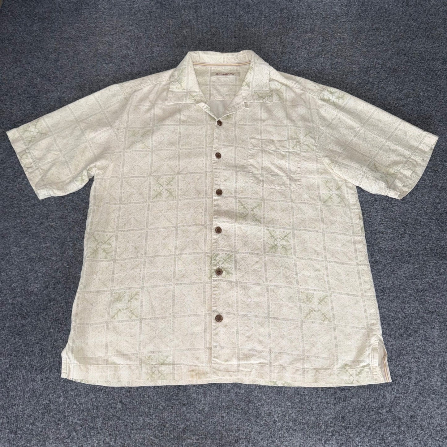 Tommy Bahama Mens Silk Camp Shirt Large Beige Green Geometric Short Sleeve Aloha