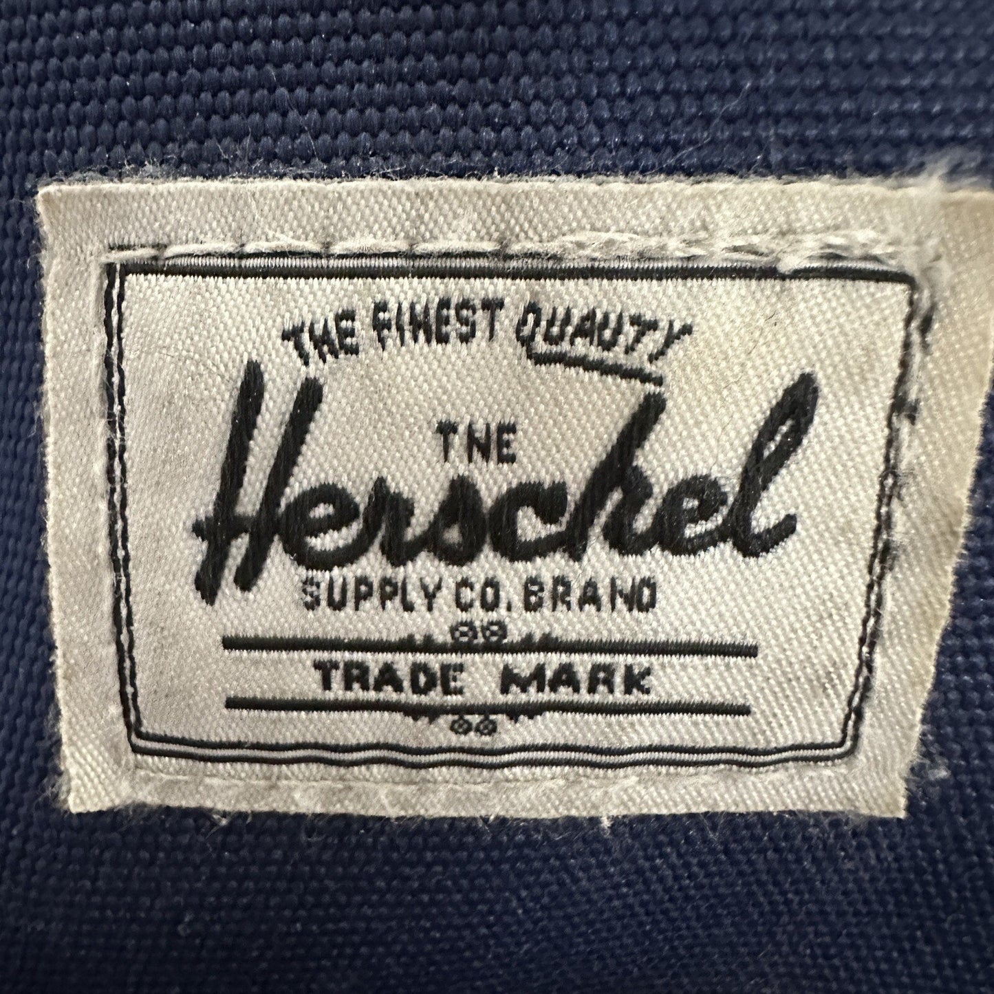 HERSCHEL Little America Raven Crosshatch Backpack Navy Red Padded Laptop Carrier