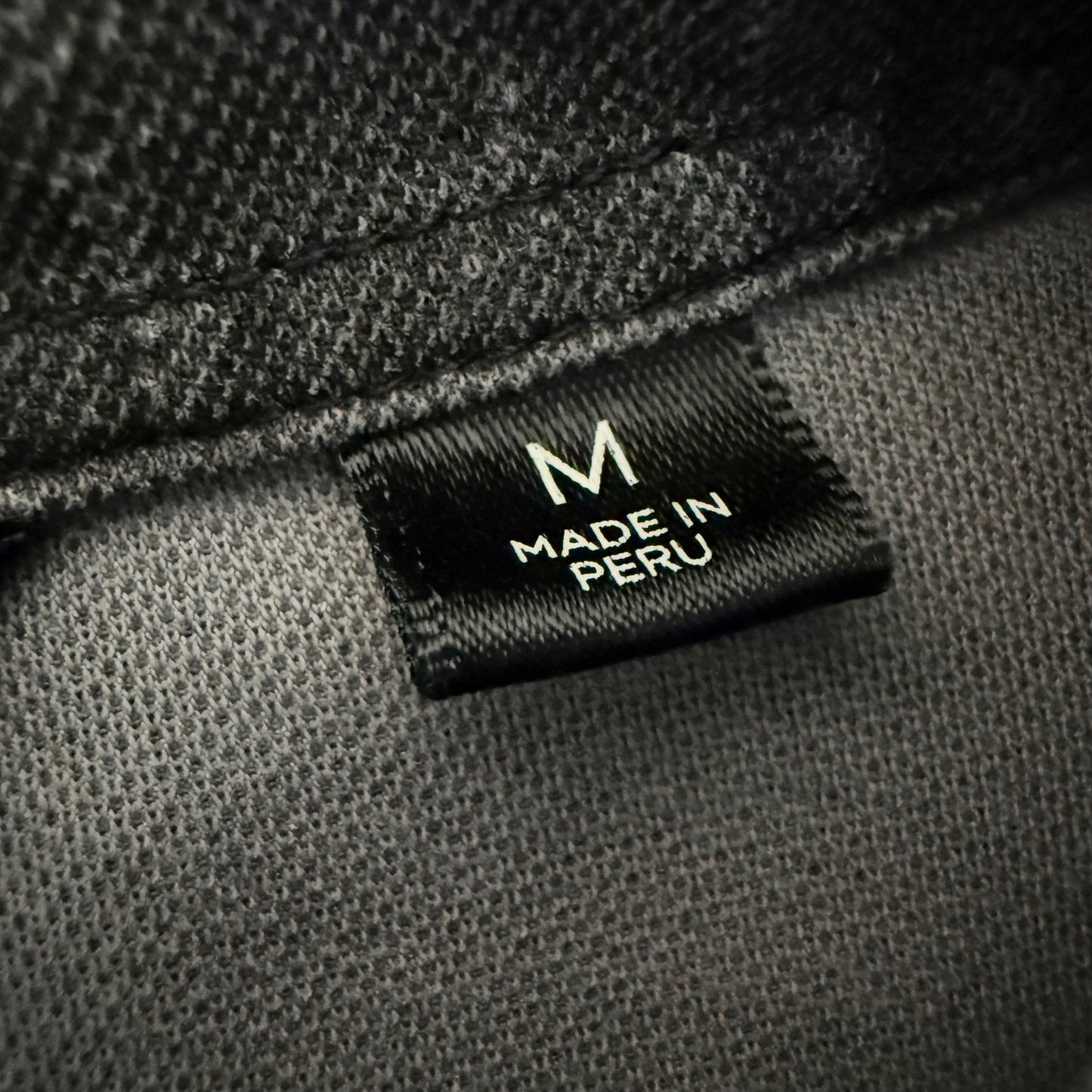 Travis Mathew Golf Polo Shirt Mens M Gray Palm Tree Striped Short Sleeve Casual