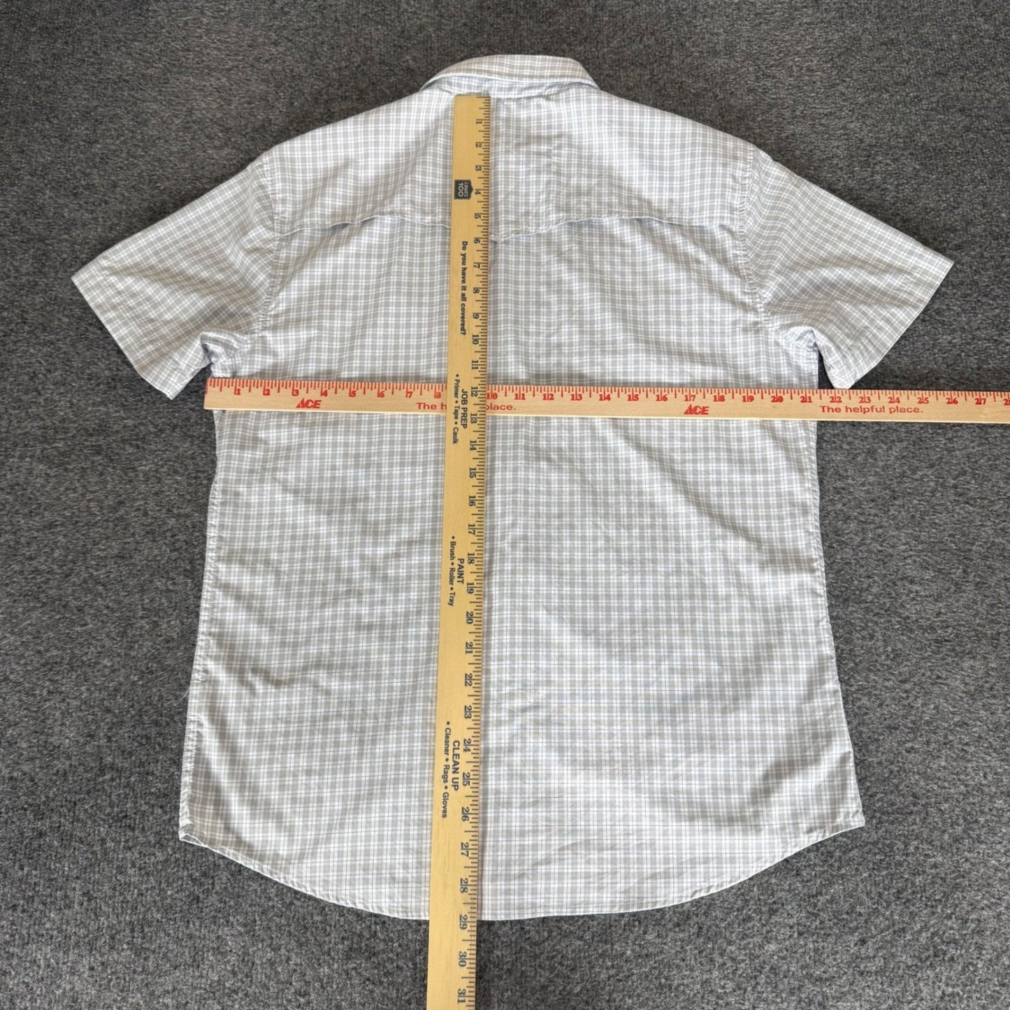 Poncho Outdoors Mens Slim Fit Short Sleeve Pearl Snap Plaid Fishing Shirt Grey M