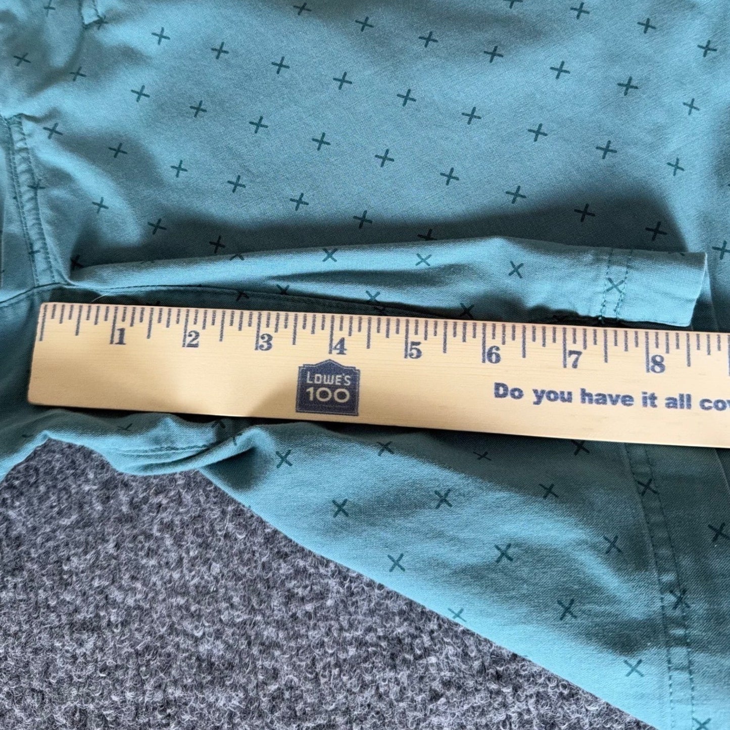 Lululemon Shorts Mens 36 Teal Cross Pattern Athletic Stretch Casual Performance